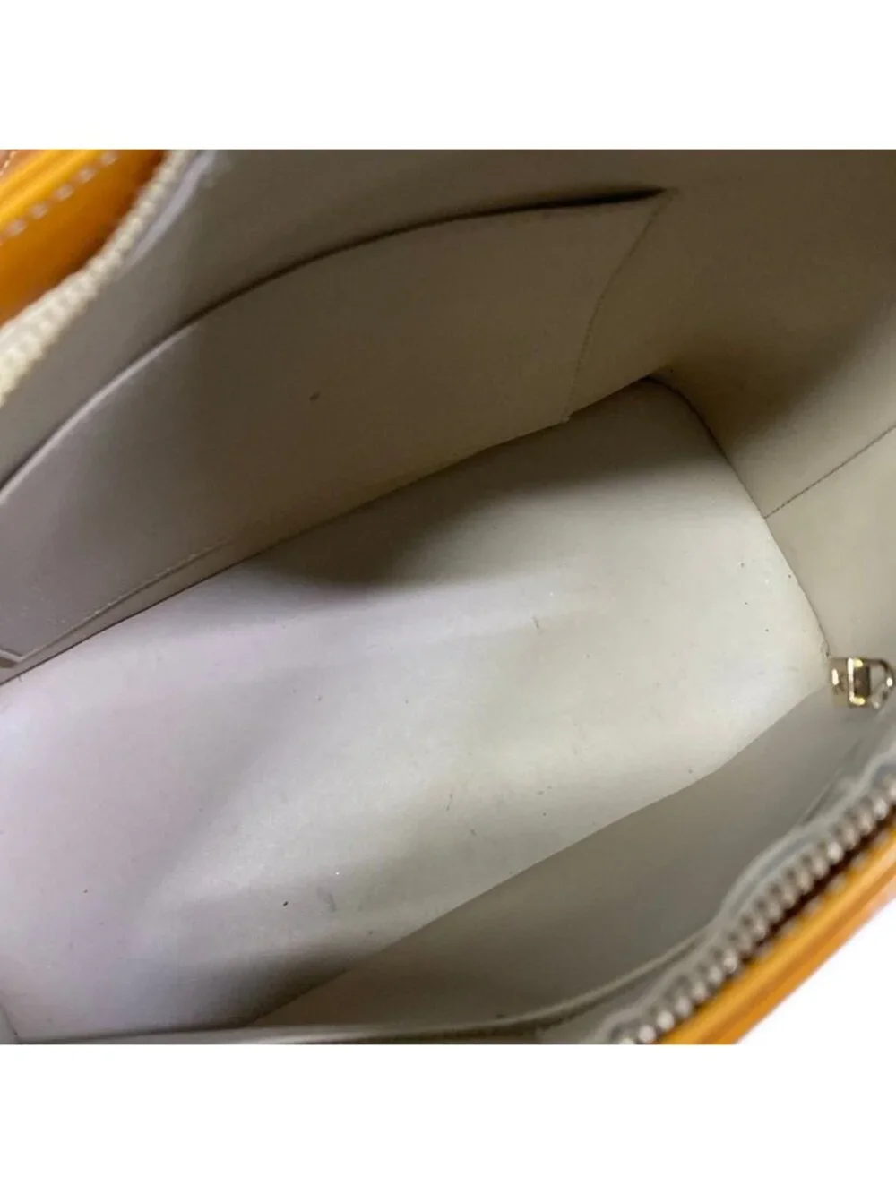 Louis Vuitton Tote Monogram Vernis Houston Soft Beige Leather